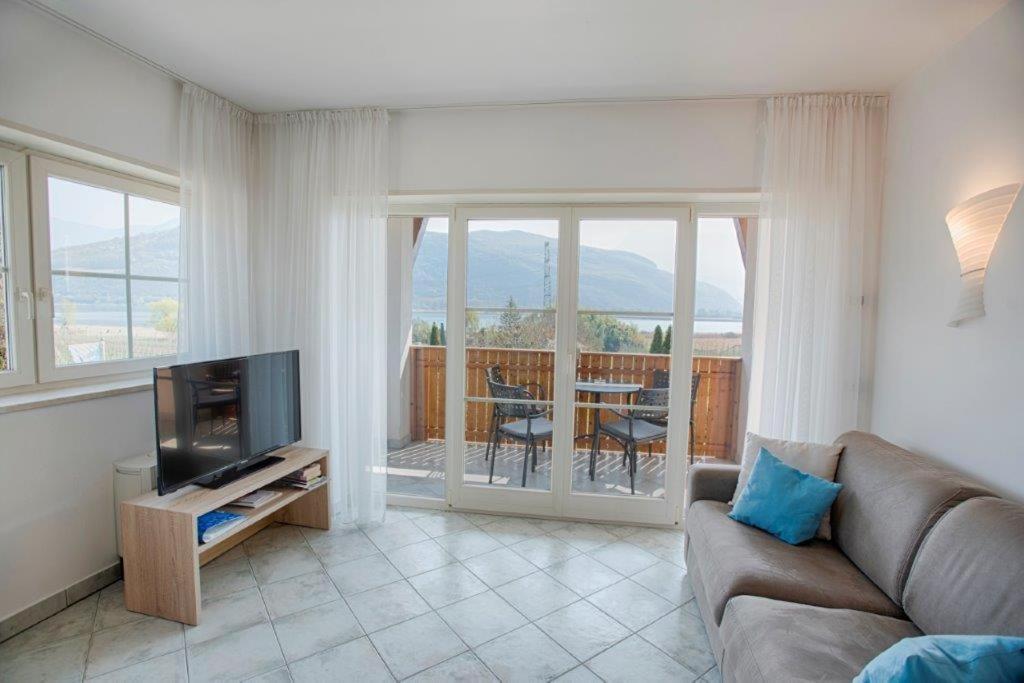 Residence Roland Caldaro Esterno foto